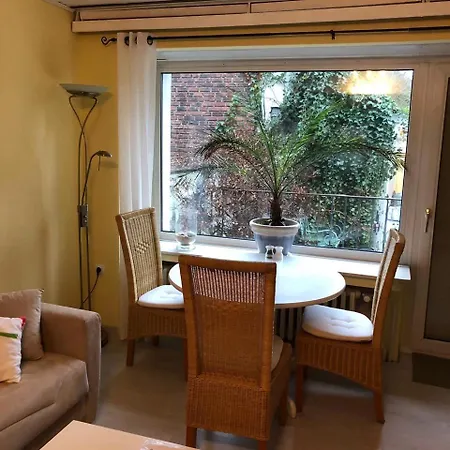 Appartement Modernes Im Duesseldorfer Norden Düsseldorf